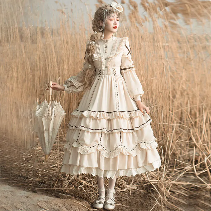 Classic Lolita fashion