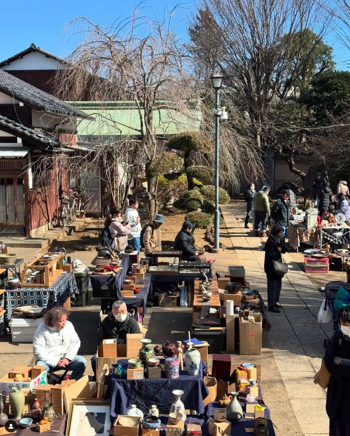 Arai Yakushi Antique Market